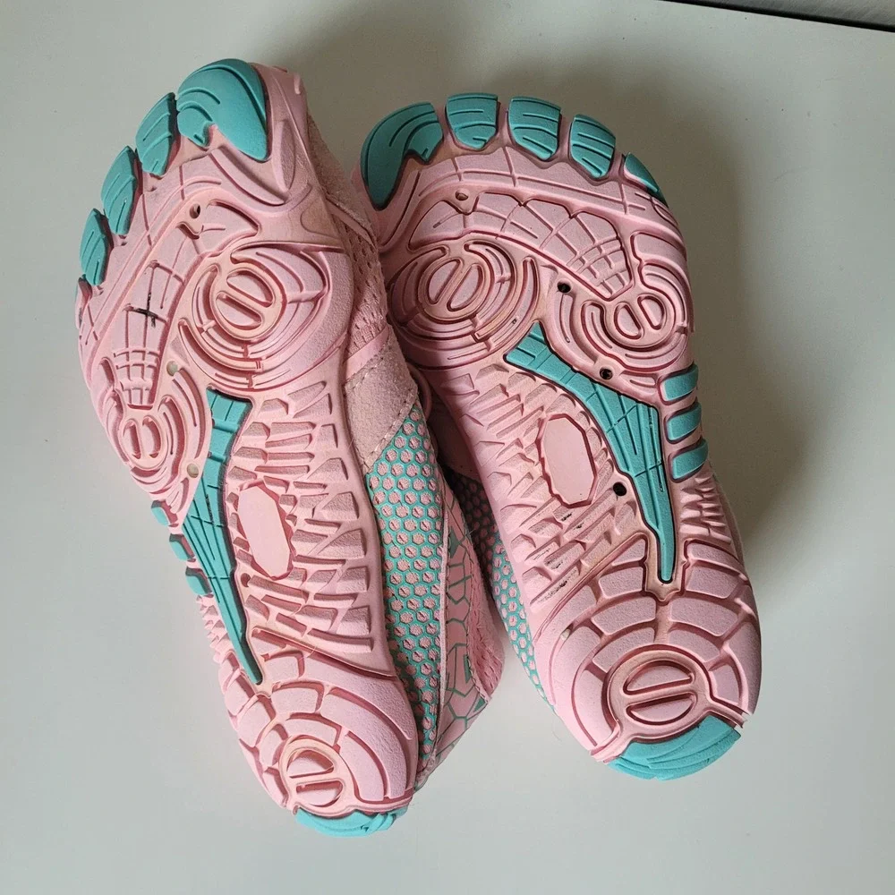 Girl's Water Shoes Kids Size 31 Pink Good Barefoot Athletic Beach Gorpcore